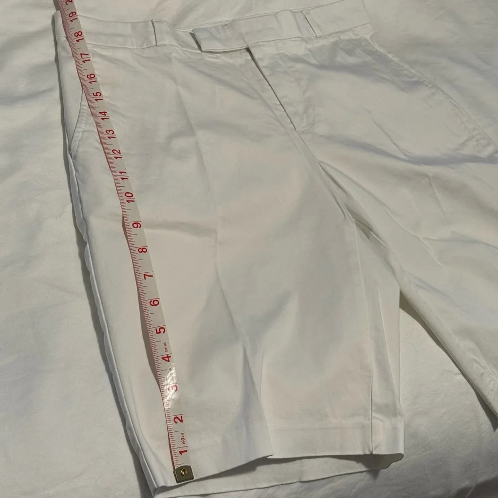 New! Banana Republic White Bermuda Shorts 🩳 Size: 6 - Picture 5 of 7